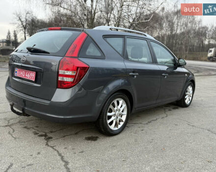 Сірий Кіа Сід, об'ємом двигуна 1.6 л та пробігом 180 тис. км за 5999 $, фото 9 на Automoto.ua