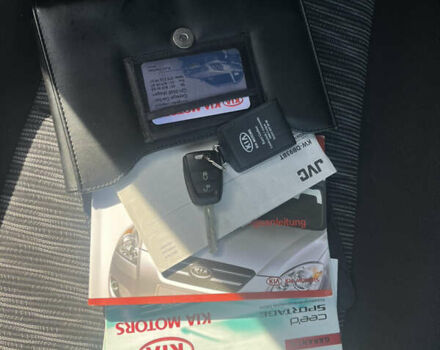 Кіа Сід 2009 у Ахтырке на Automoto.ua Сірий Кіа Сід, об'ємом двигуна 1.6 л та пробігом 226 тис. км за 6445 $, фото 29 на Automoto.ua