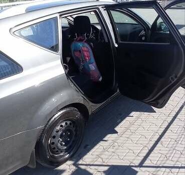 Серый Киа Сид, объемом двигателя 1.4 л и пробегом 210 тыс. км за 6300 $, фото 3 на Automoto.ua