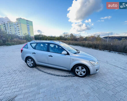 Серый Киа Сид, объемом двигателя 2 л и пробегом 187 тыс. км за 4999 $, фото 13 на Automoto.ua