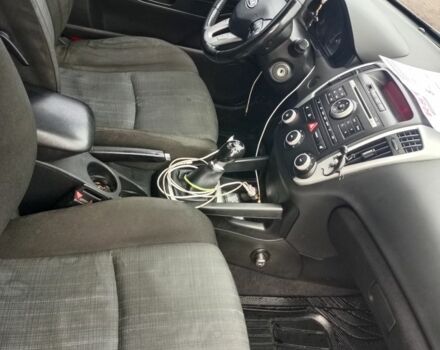 Серый Киа Сид, объемом двигателя 1.4 л и пробегом 347 тыс. км за 6000 $, фото 4 на Automoto.ua