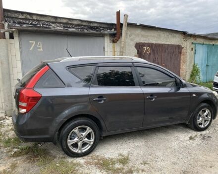 Серый Киа Сид, объемом двигателя 1.6 л и пробегом 249 тыс. км за 5700 $, фото 7 на Automoto.ua