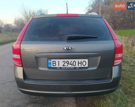 Серый Киа Сид, объемом двигателя 1.4 л и пробегом 227 тыс. км за 5800 $, фото 6 на Automoto.ua