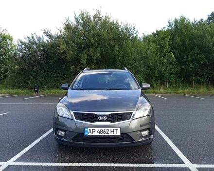 Серый Киа Сид, объемом двигателя 1.6 л и пробегом 232 тыс. км за 5274 $, фото 4 на Automoto.ua