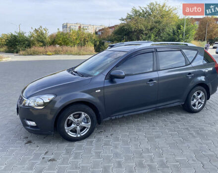 Серый Киа Сид, объемом двигателя 1.6 л и пробегом 259 тыс. км за 5700 $, фото 31 на Automoto.ua