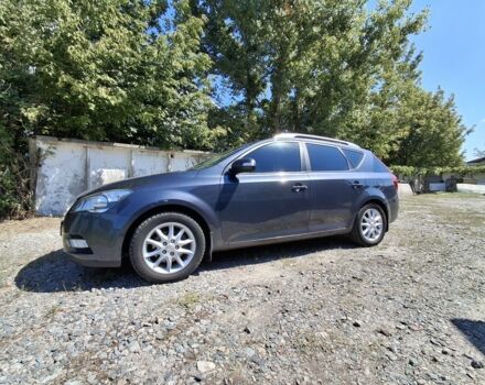 Киа Сид 2009 в Белой Церкве на Automoto.ua Серый Киа Сид, объемом двигателя 1.6 л и пробегом 234 тыс. км за 8250 $, фото 2 на Automoto.ua