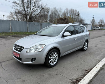 Серый Киа Сид, объемом двигателя 1.4 л и пробегом 143 тыс. км за 6500 $, фото 2 на Automoto.ua