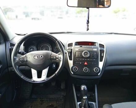 Серый Киа Сид, объемом двигателя 1.6 л и пробегом 232 тыс. км за 5274 $, фото 8 на Automoto.ua