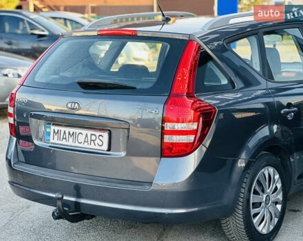 Киа Сид 2009 в Харькове на Automoto.ua Серый Киа Сид, объемом двигателя 1.4 л и пробегом 195 тыс. км за 6600 $, фото 11 на Automoto.ua