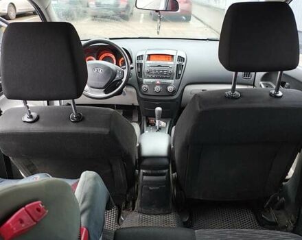 Сірий Кіа Сід, об'ємом двигуна 1.59 л та пробігом 157 тис. км за 6350 $, фото 3 на Automoto.ua