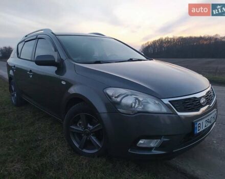 Серый Киа Сид, объемом двигателя 1.4 л и пробегом 227 тыс. км за 5800 $, фото 7 на Automoto.ua
