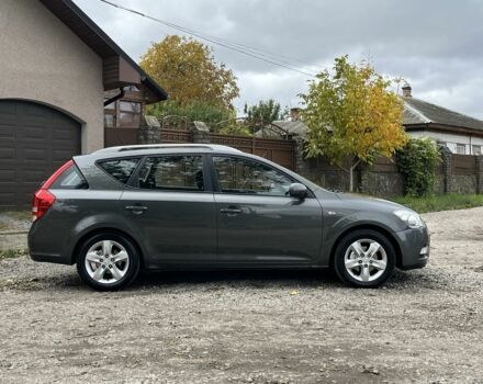 Сірий Кіа Сід, об'ємом двигуна 1.6 л та пробігом 284 тис. км за 5850 $, фото 13 на Automoto.ua