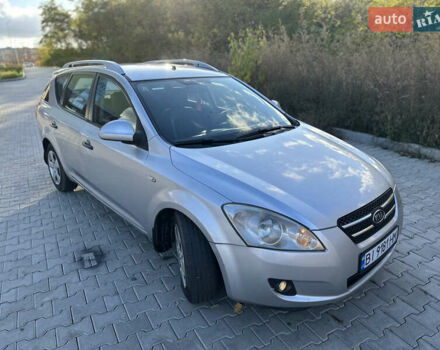 Киа Сид 2009 в Полтаве на Automoto.ua Серый Киа Сид, объемом двигателя 1.99 л и пробегом 187 тыс. км за 5300 $, фото 3 на Automoto.ua