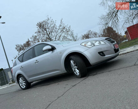 Серый Киа Сид, объемом двигателя 1.4 л и пробегом 143 тыс. км за 6500 $, фото 17 на Automoto.ua