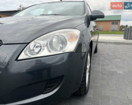 Серый Киа Сид, объемом двигателя 1.6 л и пробегом 178 тыс. км за 5899 $, фото 6 на Automoto.ua