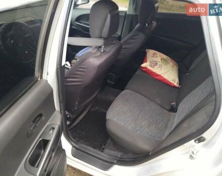 Серый Киа Сид, объемом двигателя 2.02 л и пробегом 350 тыс. км за 4800 $, фото 3 на Automoto.ua