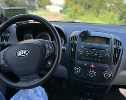 Сірий Кіа Сід, об'ємом двигуна 1.6 л та пробігом 89 тис. км за 7000 $, фото 20 на Automoto.ua