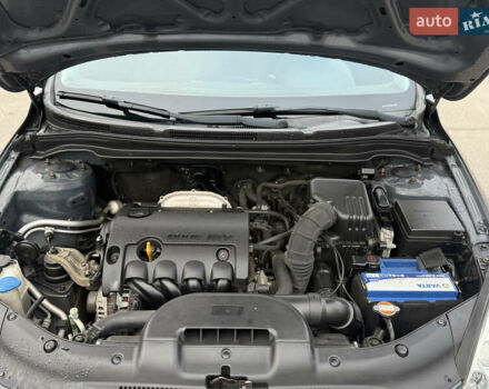 Сірий Кіа Сід, об'ємом двигуна 1.6 л та пробігом 180 тис. км за 5999 $, фото 23 на Automoto.ua