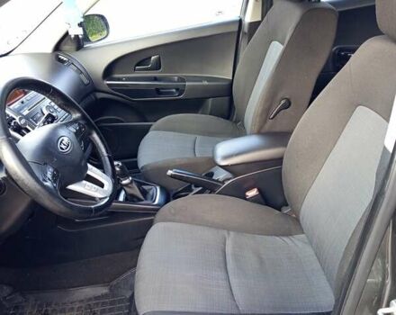 Серый Киа Сид, объемом двигателя 1.6 л и пробегом 232 тыс. км за 5274 $, фото 13 на Automoto.ua