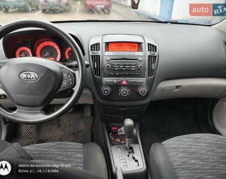 Сірий Кіа Сід, об'ємом двигуна 1.59 л та пробігом 157 тис. км за 6350 $, фото 5 на Automoto.ua