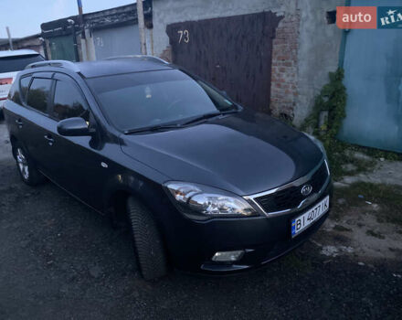Серый Киа Сид, объемом двигателя 1.6 л и пробегом 259 тыс. км за 5700 $, фото 8 на Automoto.ua