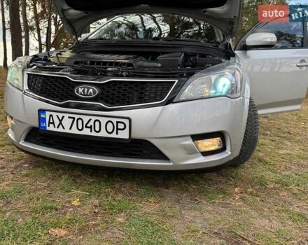 Серый Киа Сид, объемом двигателя 1.6 л и пробегом 313 тыс. км за 6500 $, фото 10 на Automoto.ua