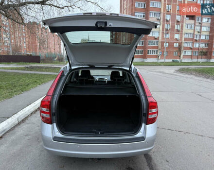 Серый Киа Сид, объемом двигателя 1.4 л и пробегом 143 тыс. км за 6500 $, фото 46 на Automoto.ua