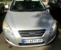 Серый Киа Сид, объемом двигателя 1.6 л и пробегом 200 тыс. км за 6000 $, фото 1 на Automoto.ua