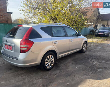 Кіа Сід 2009 у Ахтырке на Automoto.ua Сірий Кіа Сід, об'ємом двигуна 1.6 л та пробігом 226 тис. км за 6445 $, фото 11 на Automoto.ua