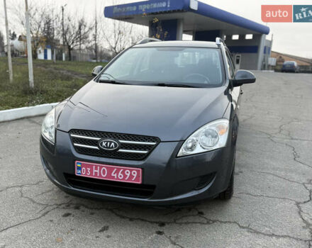 Сірий Кіа Сід, об'ємом двигуна 1.6 л та пробігом 180 тис. км за 5999 $, фото 2 на Automoto.ua