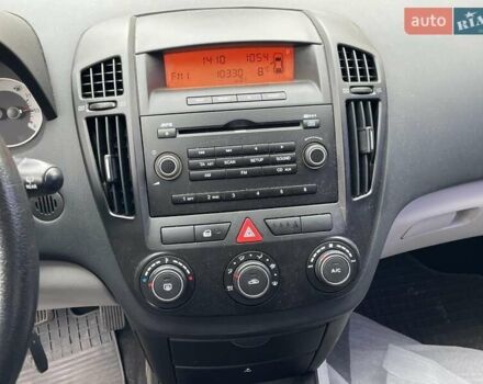 Кіа Сід 2009 у Львові на Automoto.ua Сірий Кіа Сід, об'ємом двигуна 1.59 л та пробігом 129 тис. км за 2999 $, фото 15 на Automoto.ua