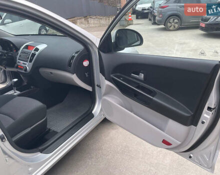 Сірий Кіа Сід, об'ємом двигуна 1.6 л та пробігом 192 тис. км за 6400 $, фото 37 на Automoto.ua
