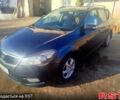 Серый Киа Сид, объемом двигателя 1.6 л и пробегом 310 тыс. км за 6800 $, фото 1 на Automoto.ua
