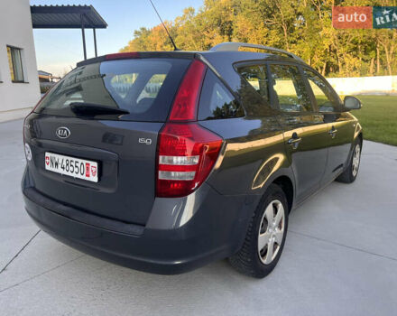 Серый Киа Сид, объемом двигателя 1.4 л и пробегом 160 тыс. км за 5550 $, фото 3 на Automoto.ua