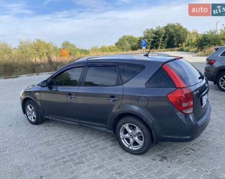 Серый Киа Сид, объемом двигателя 1.6 л и пробегом 259 тыс. км за 5700 $, фото 26 на Automoto.ua