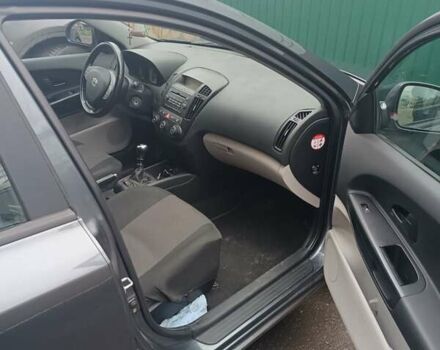 Серый Киа Сид, объемом двигателя 1.4 л и пробегом 159 тыс. км за 7900 $, фото 9 на Automoto.ua