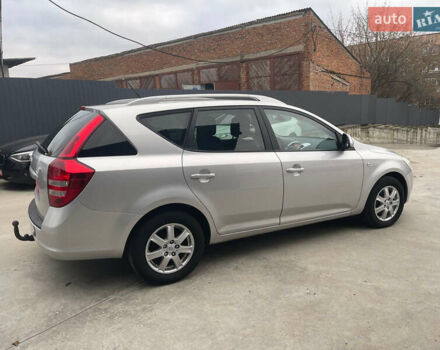 Сірий Кіа Сід, об'ємом двигуна 1.6 л та пробігом 192 тис. км за 6400 $, фото 14 на Automoto.ua