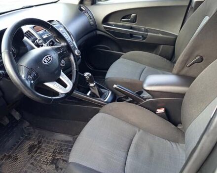 Серый Киа Сид, объемом двигателя 1.6 л и пробегом 232 тыс. км за 5274 $, фото 9 на Automoto.ua
