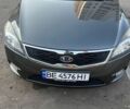 Серый Киа Сид, объемом двигателя 1.4 л и пробегом 150 тыс. км за 7000 $, фото 1 на Automoto.ua
