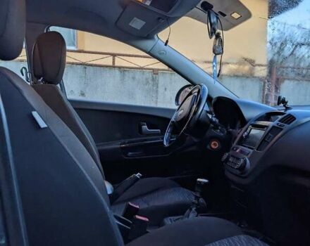 Сірий Кіа Сід, об'ємом двигуна 1.6 л та пробігом 213 тис. км за 5750 $, фото 21 на Automoto.ua