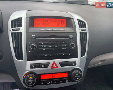 Сірий Кіа Сід, об'ємом двигуна 1.6 л та пробігом 192 тис. км за 6400 $, фото 26 на Automoto.ua