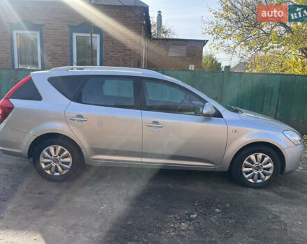 Кіа Сід 2009 у Ахтырке на Automoto.ua Сірий Кіа Сід, об'ємом двигуна 1.6 л та пробігом 226 тис. км за 6445 $, фото 9 на Automoto.ua