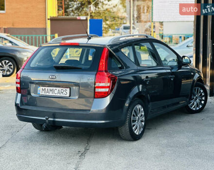 Киа Сид 2009 в Харькове на Automoto.ua Серый Киа Сид, объемом двигателя 1.4 л и пробегом 195 тыс. км за 6600 $, фото 10 на Automoto.ua