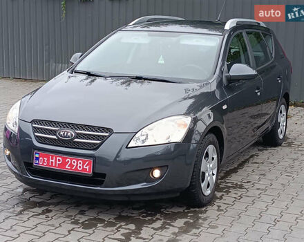 Серый Киа Сид, объемом двигателя 1.4 л и пробегом 161 тыс. км за 6299 $, фото 7 на Automoto.ua