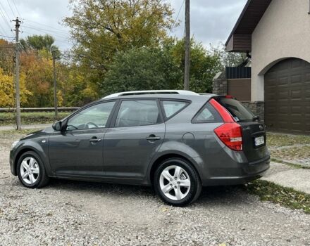 Сірий Кіа Сід, об'ємом двигуна 1.6 л та пробігом 284 тис. км за 5850 $, фото 18 на Automoto.ua