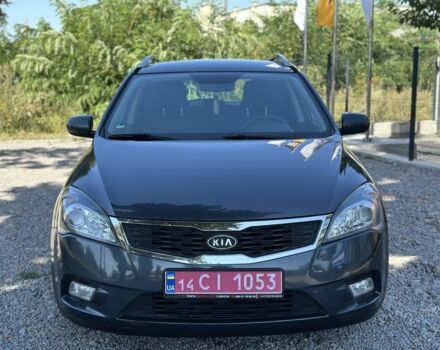 Сірий Кіа Сід, об'ємом двигуна 1.4 л та пробігом 236 тис. км за 6000 $, фото 1 на Automoto.ua