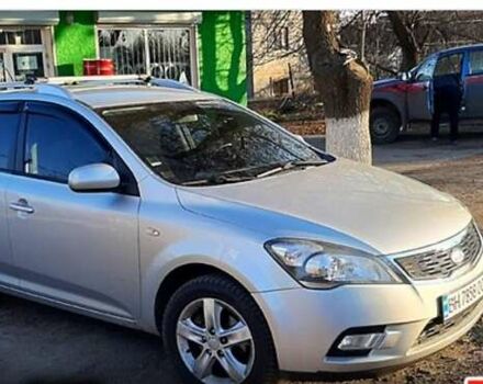 Серый Киа Сид, объемом двигателя 1.6 л и пробегом 320 тыс. км за 7000 $, фото 1 на Automoto.ua