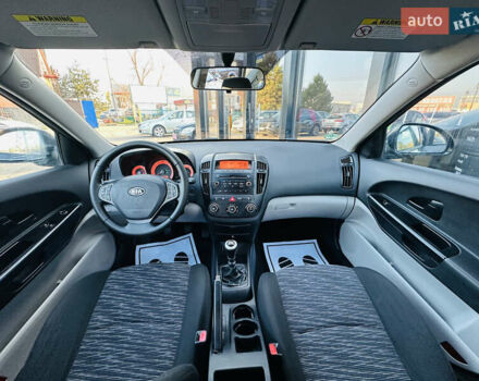 Киа Сид 2009 в Харькове на Automoto.ua Серый Киа Сид, объемом двигателя 1.4 л и пробегом 195 тыс. км за 6600 $, фото 23 на Automoto.ua