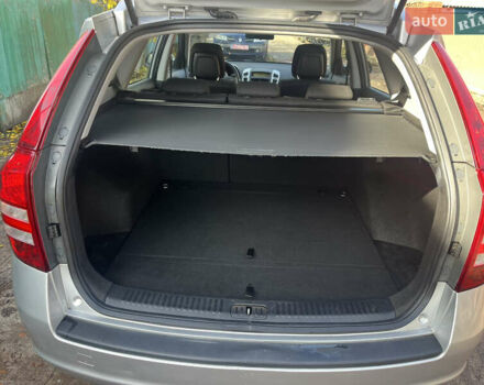 Кіа Сід 2009 у Ахтырке на Automoto.ua Сірий Кіа Сід, об'ємом двигуна 1.6 л та пробігом 226 тис. км за 6445 $, фото 65 на Automoto.ua