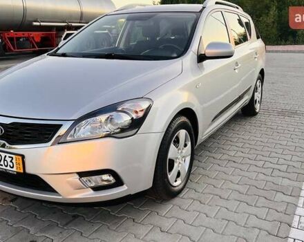 Серый Киа Сид, объемом двигателя 1.4 л и пробегом 76 тыс. км за 7900 $, фото 2 на Automoto.ua